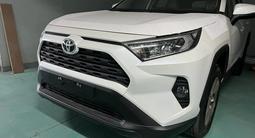 Toyota RAV4 2023 года за 17 500 000 тг. в Алматы