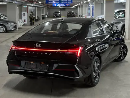 Hyundai Elantra Luxe 2023 года за 10 000 000 тг. в Шымкент – фото 5