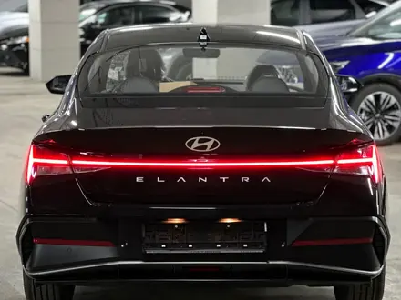 Hyundai Elantra Luxe 2023 года за 9 200 000 тг. в Шымкент – фото 7