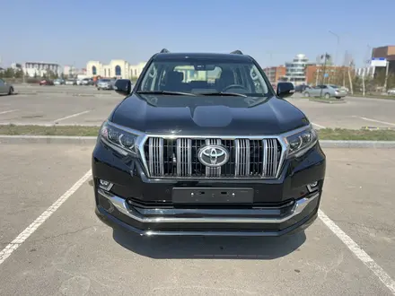 Toyota Land Cruiser Prado 2021 года за 35 000 000 тг. в Астана