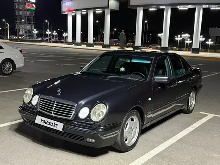 Mercedes-Benz E 280 1996 года за 2 900 000 тг. в Шымкент – фото 2