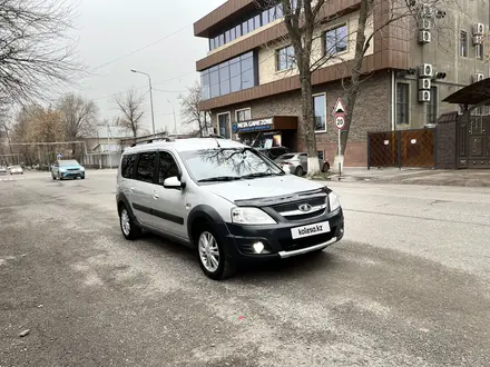 ВАЗ (Lada) Largus Cross 2018 года за 5 200 000 тг. в Шымкент