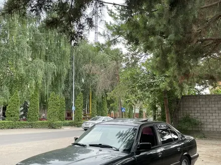 BMW 525 1993 года за 2 500 000 тг. в Алматы – фото 3