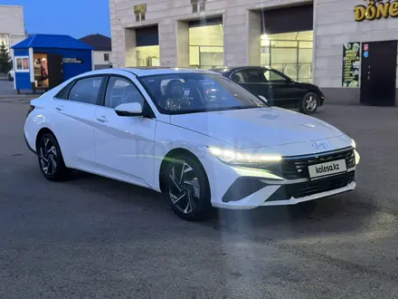 Hyundai Elantra 2024 года за 9 450 000 тг. в Астана – фото 11