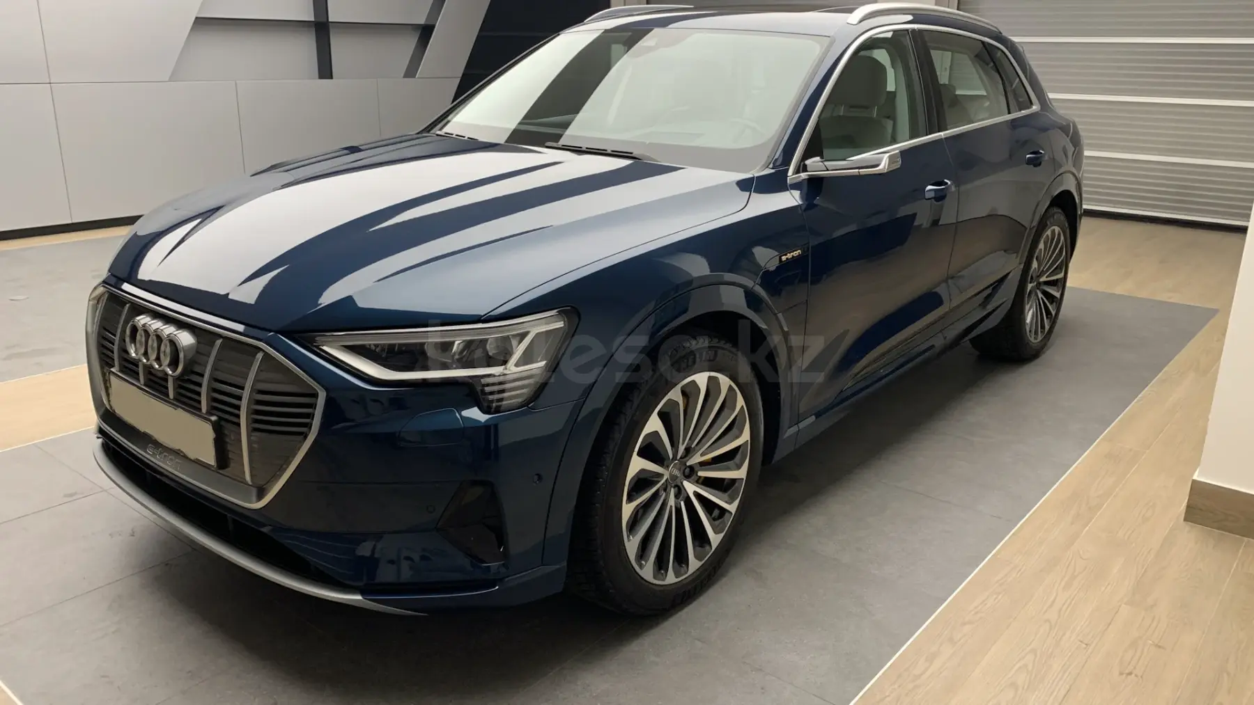 Audi e-tron-sportback, 2020