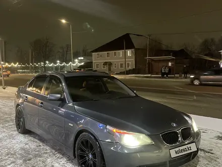 BMW 525 2006 года за 4 590 000 тг. в Алматы – фото 9