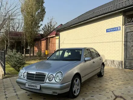 Mercedes-Benz E 320 1997 года за 5 250 000 тг. в Шымкент – фото 7