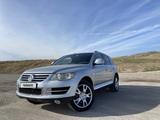 Volkswagen Touareg 2007 года за 8 200 000 тг. в Астана – фото 3