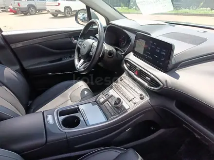 Hyundai Santa Fe 2023 года за 17 200 000 тг. в Костанай – фото 24