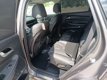 Hyundai Santa Fe 2023 года за 17 200 000 тг. в Костанай – фото 29