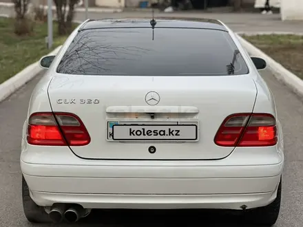 Mercedes-Benz CLK 320 2001 года за 5 000 000 тг. в Алматы – фото 3