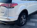 Toyota RAV4 2017 года за 9 490 000 тг. в Алматы – фото 13