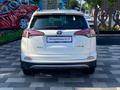Toyota RAV4 2017 года за 9 490 000 тг. в Алматы – фото 4