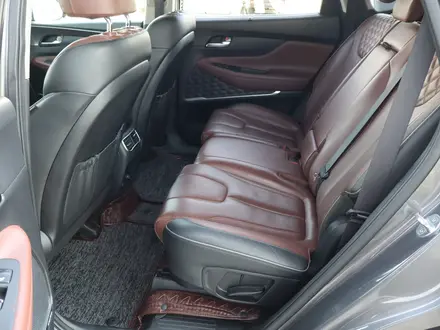 Hyundai Santa Fe Exclusive 2021 года за 15 116 279 тг. в Шымкент – фото 21