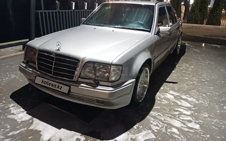 Mercedes-Benz E 500 1992 годаfor4 500 000 тг. в Алматы