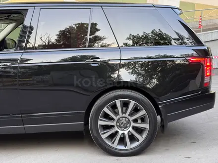 Land Rover Range Rover Autobiography 2015 года за 20 990 000 тг. в Алматы – фото 33