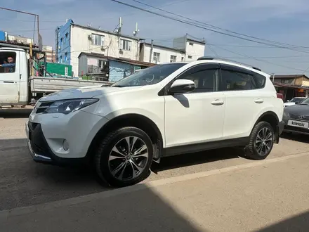 Toyota RAV4 2015 года за 12 500 000 тг. в Алматы – фото 12