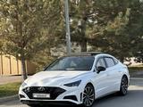 Hyundai Sonata 2022 года за 12 250 000 тг. в Шымкент
