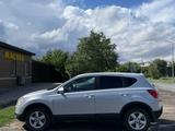 Nissan Qashqai 2007 года за 3 600 000 тг. в Караганда – фото 2