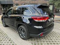 Toyota Highlander 2019 годаfor19 500 000 тг. в Алматы