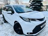 Toyota Sienna 2021 года за 25 000 000 тг. в Алматы