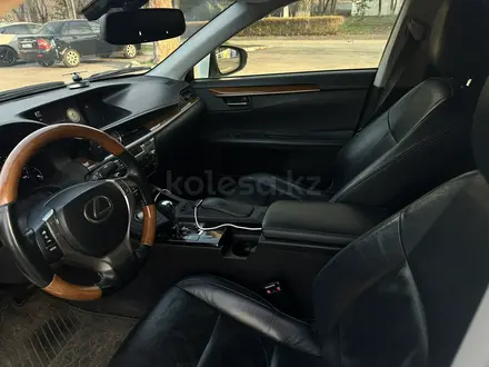 Lexus ES 300h 2014 года за 11 200 000 тг. в Алматы – фото 5