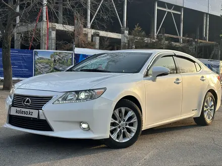 Lexus ES 300h 2014 года за 11 200 000 тг. в Алматы – фото 3