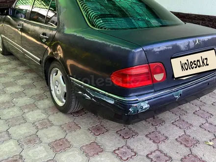 Mercedes-Benz E 280 1998 года за 2 700 000 тг. в Кордай – фото 4