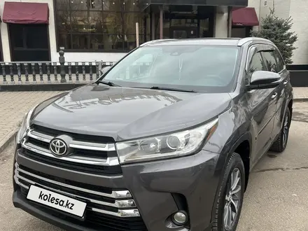 Toyota Highlander 2019 года за 16 200 000 тг. в Астана – фото 2