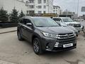 Toyota Highlander 2019 года за 16 200 000 тг. в Астана