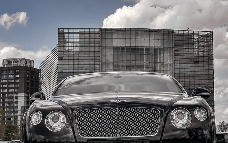 Bentley Continental GT 2011 года за 48 000 000 тг. в Алматы
