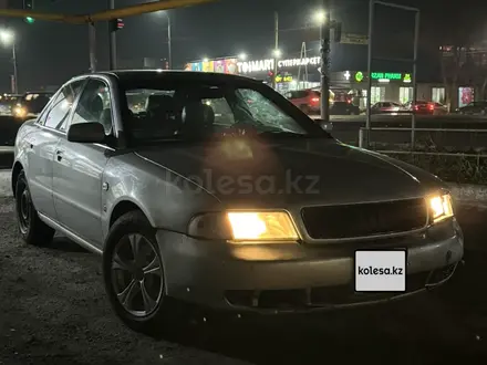 Audi A4 1996 года за 1 300 000 тг. в Алматы – фото 4