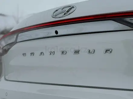 Hyundai Grandeur 2022 года за 13 700 000 тг. в Шымкент – фото 4