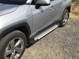 Подножки, пороги на TOYOTA RAV за 45 000 тг. в Алматы