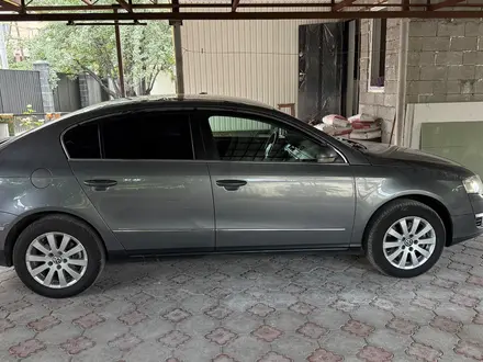 Volkswagen Passat 2007 года за 3 500 000 тг. в Алматы – фото 7