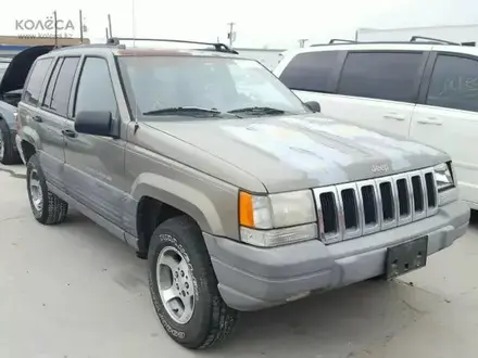 Jeep Grand Cherokee 1996 года за 15 000 тг. в Алматы