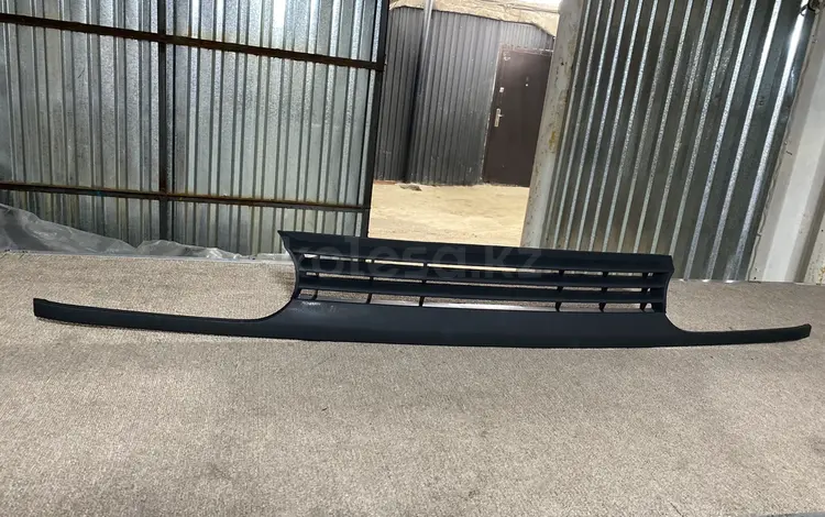 Решетка радиатора — Volkswagen Golf 3 1991-1997 за 6 500 тг. в Алматы