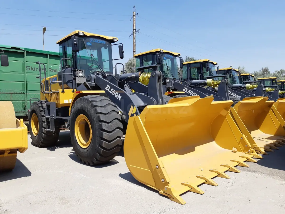 Продажа погрузчиков XCMG 2026 года в Алматы - №125034315. Купить новый ...