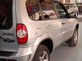 Chevrolet Niva 2014 годаүшін2 500 000 тг. в Туркестан – фото 2