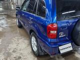 Toyota RAV4 2005 года за 5 900 000 тг. в Астана – фото 2