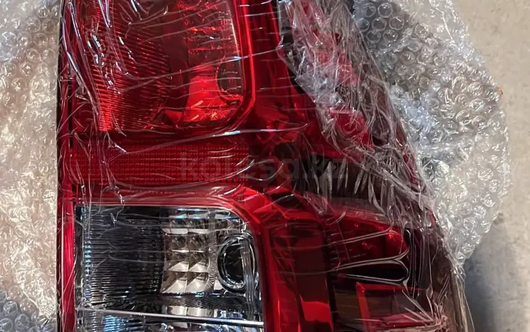 Задний фонарь на Toyota Hilux за 15 000 тг. в Алматы