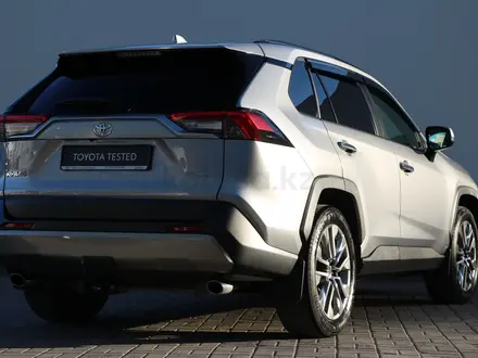 Toyota RAV4 Luxe 2023 года за 15 850 000 тг. в Астана – фото 20