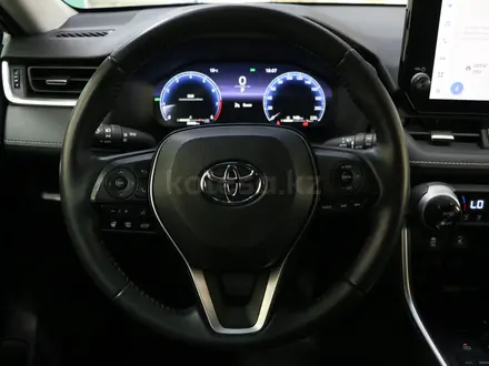 Toyota RAV4 Luxe 2023 года за 15 850 000 тг. в Астана – фото 13