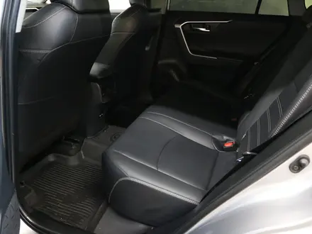 Toyota RAV4 Luxe 2023 года за 15 850 000 тг. в Астана – фото 11