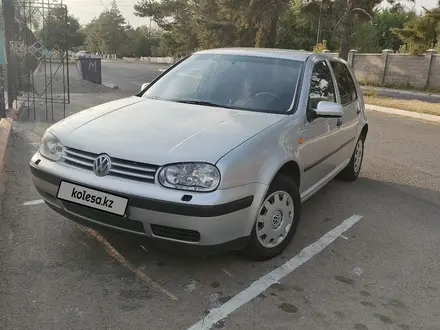 Volkswagen Golf 1998 года за 2 150 000 тг. в Алматы