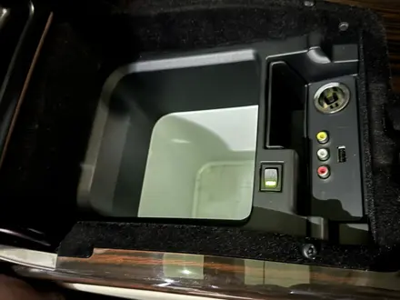 Land Rover Range Rover 2014 года за 30 000 000 тг. в Алматы – фото 15