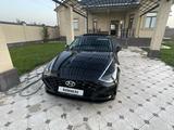 Hyundai Sonata 2022 года за 11 000 000 тг. в Шымкент