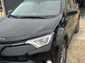 Toyota RAV4 2018 года за 9 700 000 тг. в Уральск – фото 2