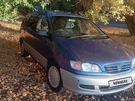 Toyota Ipsum 1997 года за 3 800 000 тг. в Есик – фото 9