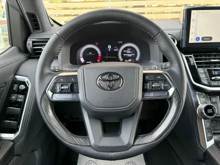 Toyota Land Cruiser Premium 2025 года за 66 400 000 тг. в Астана – фото 13